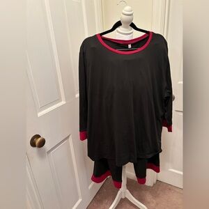 Elegant 2pc Black and Red Women's Tunic and Capri Pant